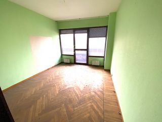 Piso en Castilla - Hermida. Vivienda en pleno centro y cerca del puerto