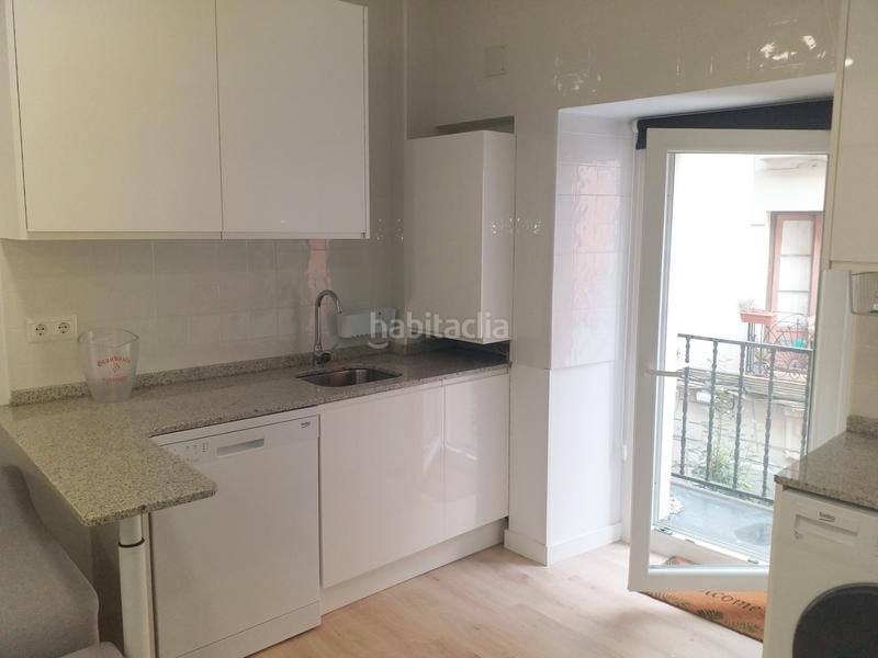 Foto 8c95cf4b-1428-44b9-943f-7c596e9015b0. Flat with heating in Centro - Ayuntamiento Santander