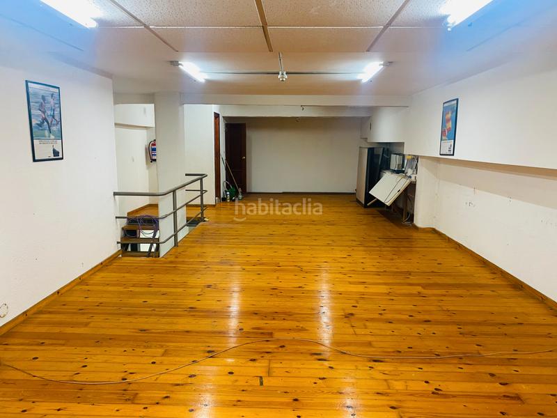 Foto ebf9f0a9-ee1f-4ad9-829b-1f0ea9948fd0. Alquiler local comercial en calle ruiz zorrilla 6 excelente local en ruiz zorrilla en Santander