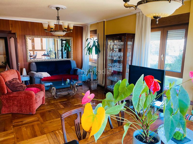 Foto 1698cad8-1671-4a6b-9c3d-39b97d216403. Pis amb calefacció aparcament a El Sardinero Santander