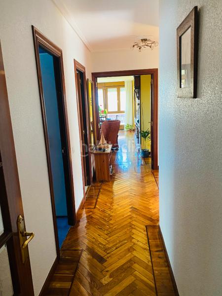 Foto 75c4d620-149c-493c-97b0-289e8c93fc8e. Pis amb calefacció aparcament a El Sardinero Santander