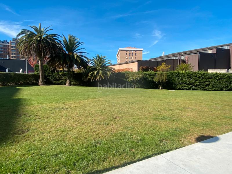 Foto bf51b11f-6a79-4890-9d17-2805561c6018. Pis amb calefacció aparcament a El Sardinero Santander