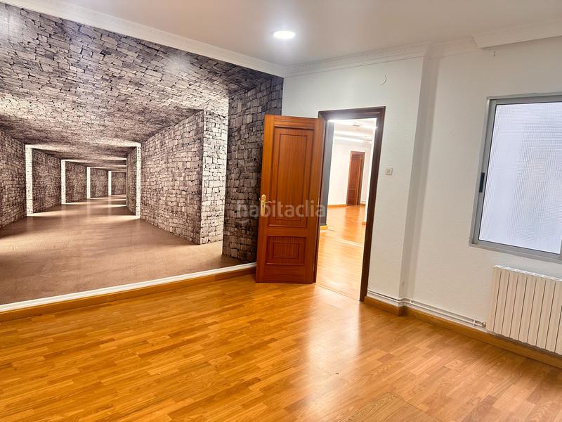 Foto 46c20b9a-485c-4963-8cb0-adedc29f9d72. Flat in calle lealtad 2 in Centro - Ayuntamiento Santander