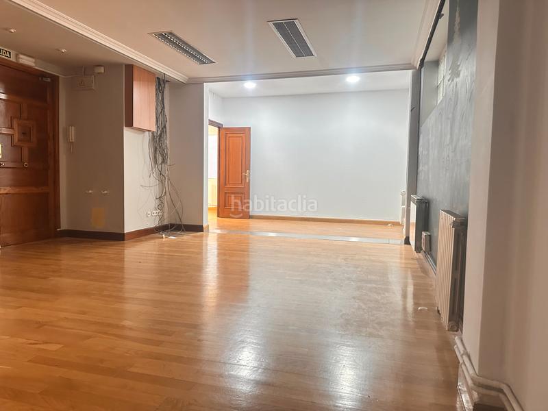 Foto 90ed7345-e79e-4f7f-9394-d5d7a447a5ff. Flat in calle lealtad 2 in Centro - Ayuntamiento Santander