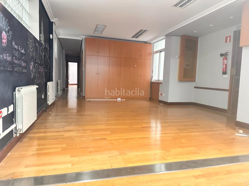 Foto c2ead05c-d9cd-41ca-ad06-33b902b04572. Flat in calle lealtad 2 in Centro - Ayuntamiento Santander