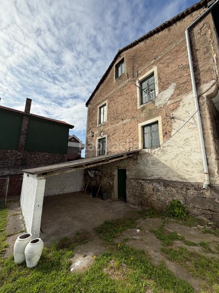 Foto 17bba986-16cf-428c-a2b4-67cb9894a4f4. Casa conjunto de dos casas con parcela en Maliaño Camargo