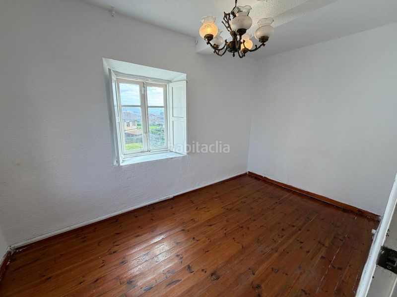 Foto 3a945a02-3238-45fd-b80c-d96b2cae855b. Casa conjunto de dos casas con parcela en Maliaño Camargo