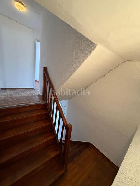 Foto 42bb9bff-f5d0-4ef2-b881-164cf5c27992. Casa conjunto de dos casas con parcela en Maliaño Camargo