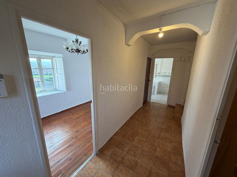 Foto 8c9b3490-8245-4080-b16e-7d4050b8b827. Casa conjunto de dos casas con parcela en Maliaño Camargo