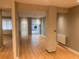 Appartement  Calle nicolás salmerón 7. Piso de diseño recien reformado exterior 3 habitaciones 2 baños