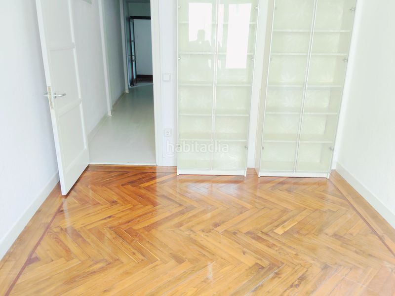 Foto a3d85ff5-2be1-4841-9277-f411bcf2b9e0. Pis amb calefacció a Centro - Ayuntamiento Santander