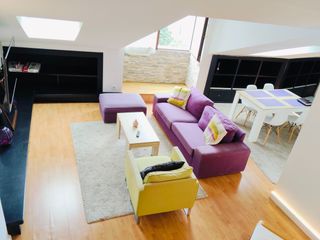 Dúplex  Calle jesús de monasterio. Duplex reformado con garaje en el centro