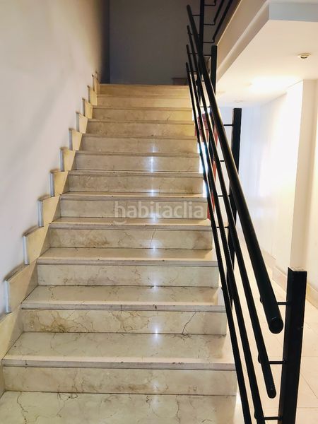 Foto cfc2de84-dbab-4d98-a7d2-94688045614d. Dúplex amb calefacció aparcament a Centro - Ayuntamiento Santander