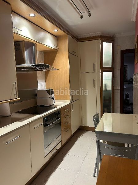 Foto a6849b07-2799-4df7-ab01-159da76473ff. Pis amb calefacció aparcament a Numancia - San Fernando Santander