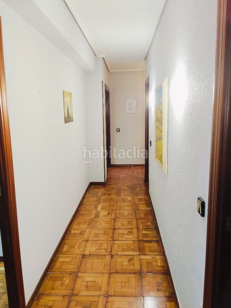 Foto 20a936e7-9483-4ba2-ab96-7d9c1c441276. Piso excelente piso con garaje y trastero en cuatro caminos. en Santander