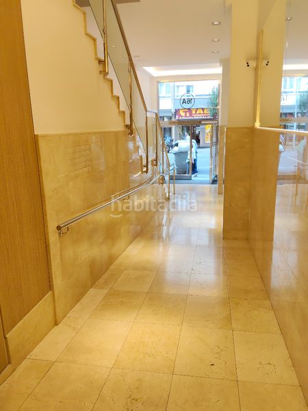 Foto 7708b530-cc0e-4adc-ace8-f05b17c77990. Piso excelente piso con garaje y trastero en cuatro caminos. en Santander