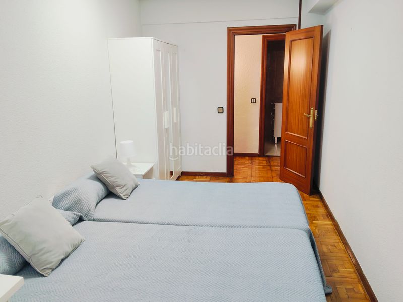 Foto a6fdbf0d-5495-4390-a887-af7c0eff41d4. Piso excelente piso con garaje y trastero en cuatro caminos. en Santander