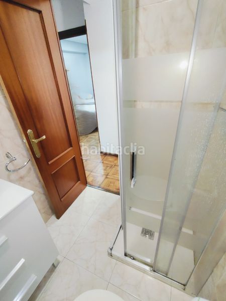 Foto f82bcb18-4ec8-4db6-b533-b5b8417ab7c9. Piso excelente piso con garaje y trastero en cuatro caminos. en Santander