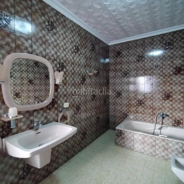 Foto e7a0c7ba-910e-430a-80ea-a90d43e515d9. Rent business premise in Vall d´Uixó (la)