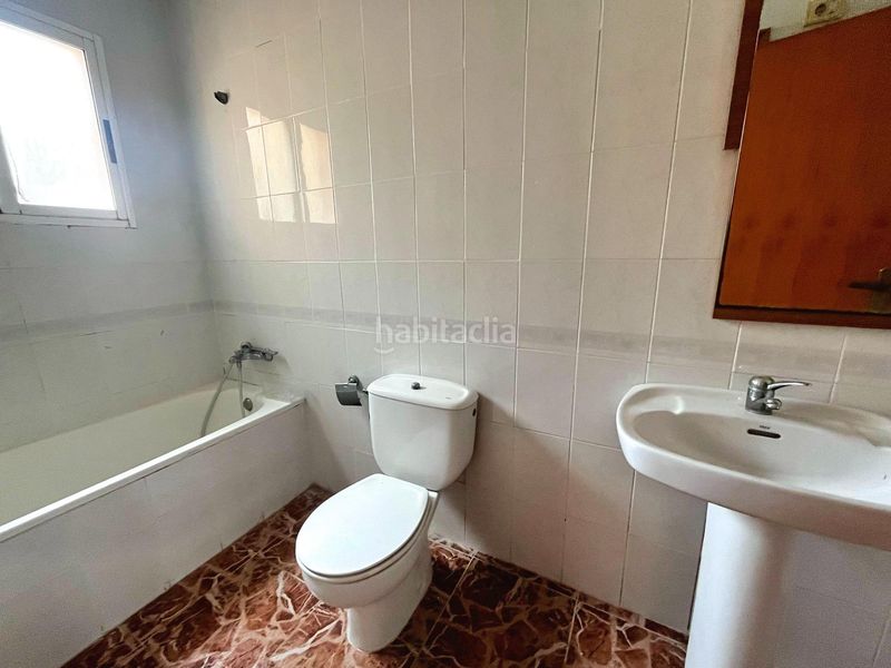 Foto cbed6e43-6e4b-4d37-b9a2-dd0e8c332a9a. Casa amb aparcament a Chilches