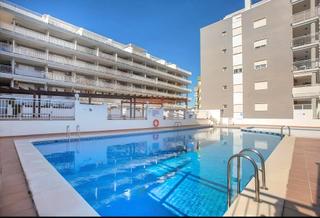Apartament a Moncófar Playa. Apartamento en urbanización privada con garaje, trastero y pisci