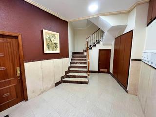 Appartamento in Moncófar Pueblo. Amplio piso en el centro de moncofa  listo para entrar a vivir