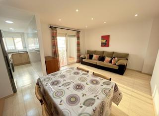 Apartament a Moncófar Playa. Piso en segunda línea de playa en moncofa con vistas al mar y pi