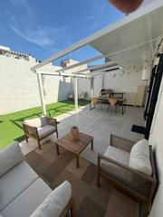 Haus in Moncófar Pueblo. Impecable casa reformada en 2024 con patio y garaje en el corazó