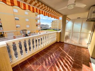 Appartement à Moncófar Playa. Apartamento de 3 dormitorios con garaje, trastero y piscina en m