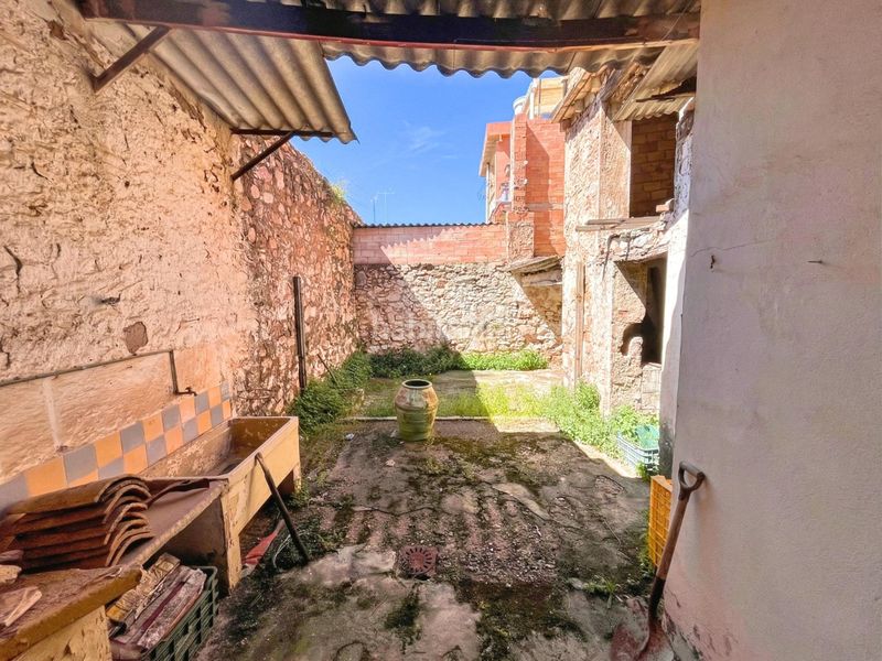 Foto cf327f60-2be2-4cd1-af42-7132e48dc68e. Casa a Vall d´Uixó (la)