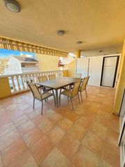 Apartament  Calle calle santa pola. En venta apartamento en moncofa playa con 2 habitaciones, garaje