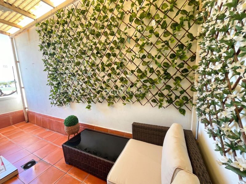 Foto ee29e946-56bd-43b5-877c-e7b8fba81e04. Casa adossada amb aparcament a Moncófar Pueblo Moncofa