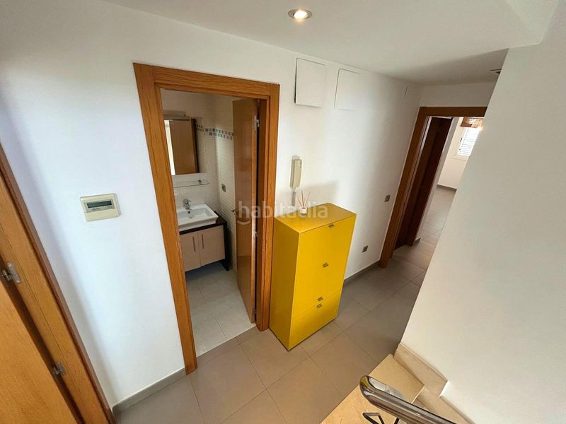 Foto 0f2beb82-9248-4960-a7e9-2ed8dcee0d9e. Casa adossada a calle tenerife 16 a Moncófar Playa Moncofa