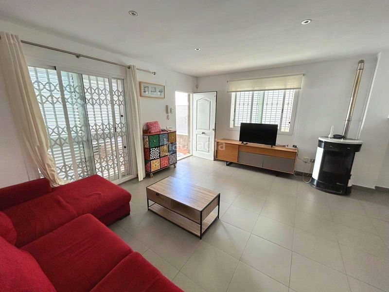 Foto 5decb1d8-714b-44a4-accd-6d1ae3fb9922. Casa adossada a calle tenerife 16 a Moncófar Playa Moncofa
