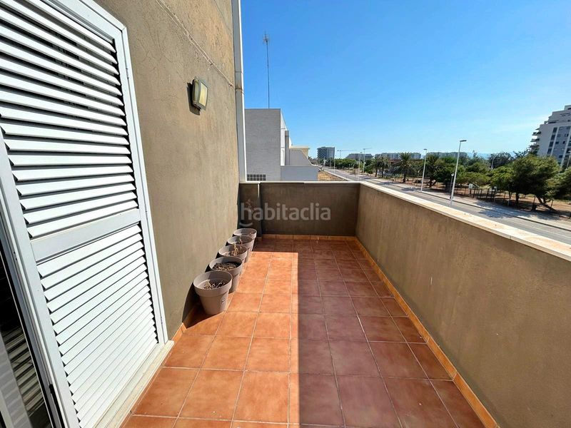 Foto db770ed8-d982-435f-b68d-93dbef912b8d. Casa adossada a calle tenerife 16 a Moncófar Playa Moncofa