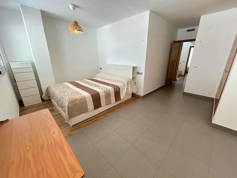 Foto fbec606e-1b12-4f07-a9d1-5273f94599f1. Casa adossada a calle tenerife 16 a Moncófar Playa Moncofa