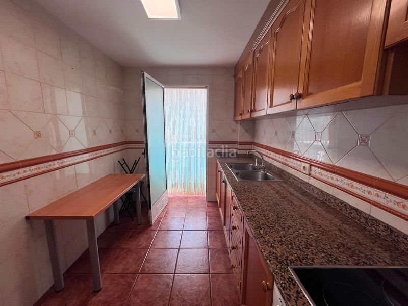 Foto fa6e5579-7d17-4cee-bc2d-ba9f20ba2296. Casa adossada amb aparcament a Moncófar Playa Moncofa