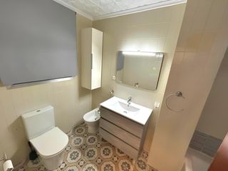 Pis  Calle benigafull. En venta amplio piso con 4 habitaciones en el centro de la vall