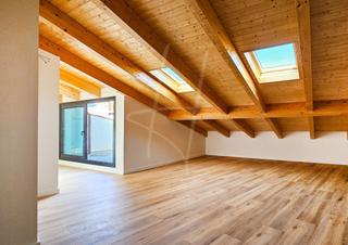 Duplex  De campfaso. Hermoso duplex en campasso!! obra nueva