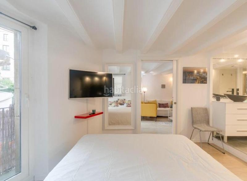 Foto 65a211d7-5ea5-4977-bad0-ca0a09133673. Appartement avec chauffage dans Gòtic Barcelona