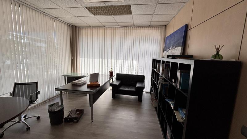 Foto b39467f5-1dcb-44e1-bc47-15467baba9c6. Rent business premise in de berruguete 50 in Vall d´Hebron Barcelona