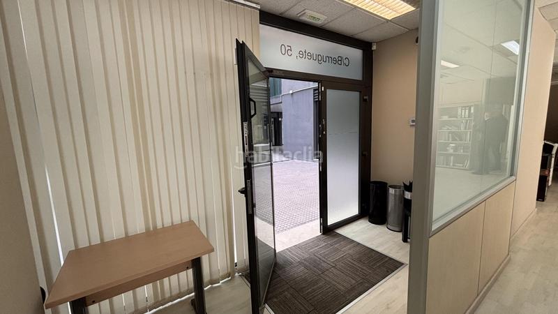Foto b9983c97-cb71-4f6d-9a6f-895f0fbe3b00. Rent business premise in de berruguete 50 in Vall d´Hebron Barcelona