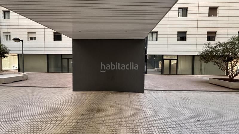 Foto d45b386c-7c1f-4093-82ad-aa3dcb5d7d7d. Lloguer local comercial a de berruguete 50 a Vall d´Hebron Barcelona