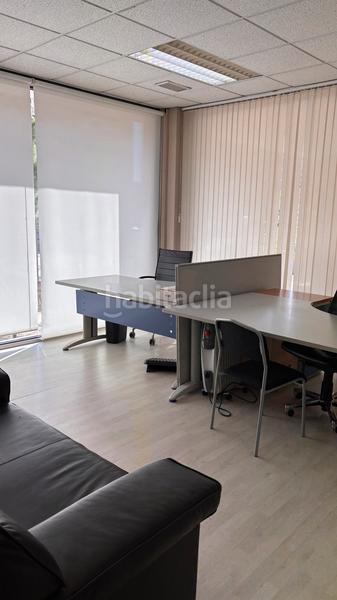 Foto 76a8aa3a-8afe-453b-8263-4bc48964d9b2. Location local commercial dans de berruguete 50 dans Barcelona