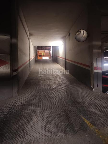 Foto 32022a6e-d5d1-455e-b9ba-918fcb230d1a. Location parking voiture dans de gayarre 63 dans La Bordeta Barcelona