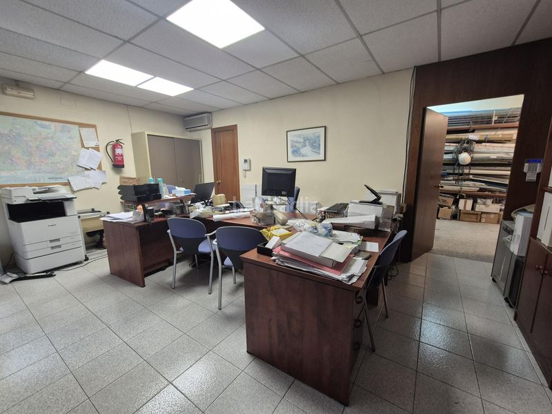 Foto 0156016e-bae1-46ea-a64b-45a2252d4057. Local comercial a Sant Andreu de Palomar Barcelona
