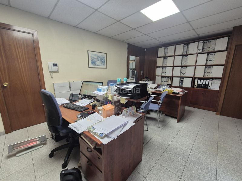 Foto aef49529-aa59-40b1-89fc-f92a9df26320. Local comercial a Sant Andreu de Palomar Barcelona