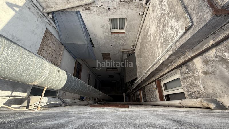 Foto 1e869337-d268-4a63-9b50-26a26e48a7a0. Edificio  en bloque, todo arrendado, rentabilidad desde el primer día. en Esplugues de Llobregat