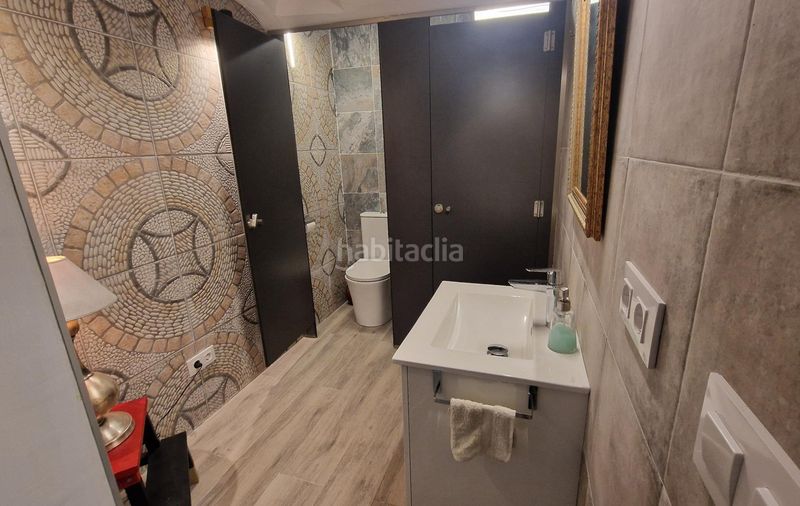 Foto 23ce469f-edb2-4811-bc49-99e719a06571. Edificio in Raval Barcelona