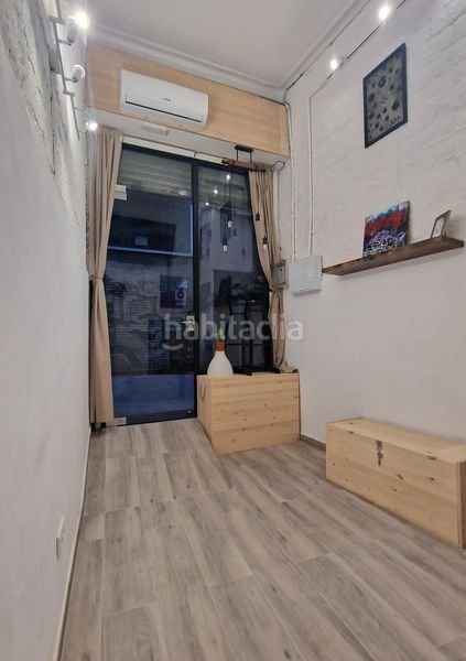 Foto bdf0381e-a307-4244-a894-9931d1364f93. Edificio in Raval Barcelona